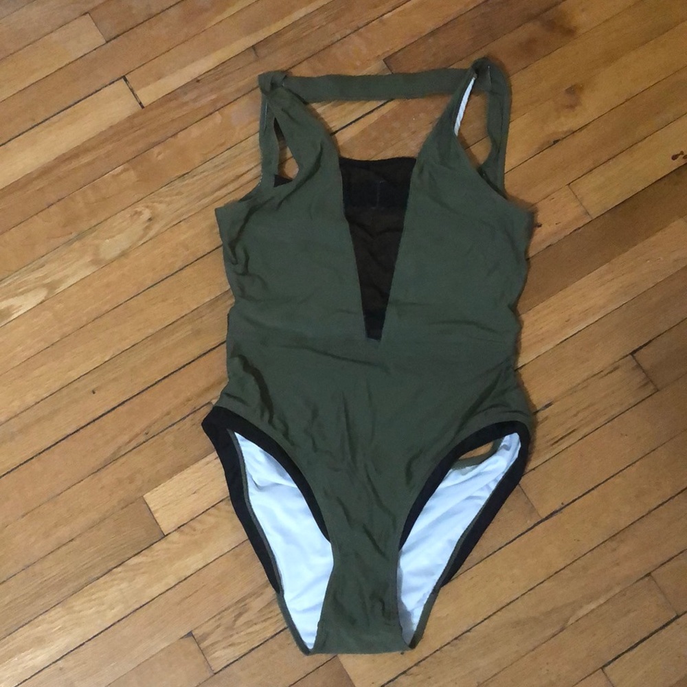 Deep Cleavage Strappy Back Swimsuit